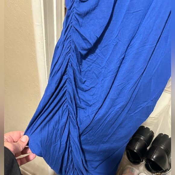 EUC Love Arie ruching dress - Picture 7 of 8